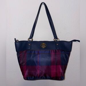 Tommy Hilfiger plaid/ nylon small/medium Tote